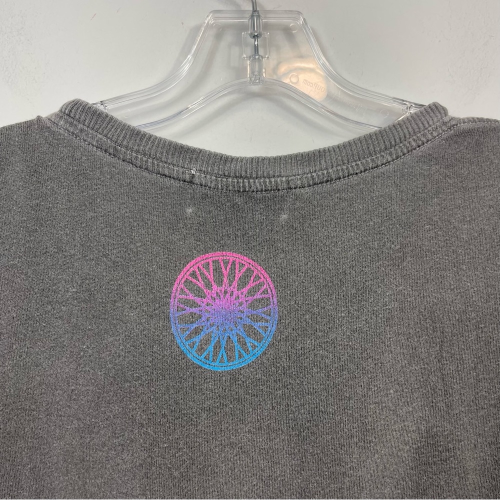 SOULCYCLE ACDC Short Sleeve Concert T-Shirt Graphic Band Tee Vintage Inspired M - Picture 7 of 10